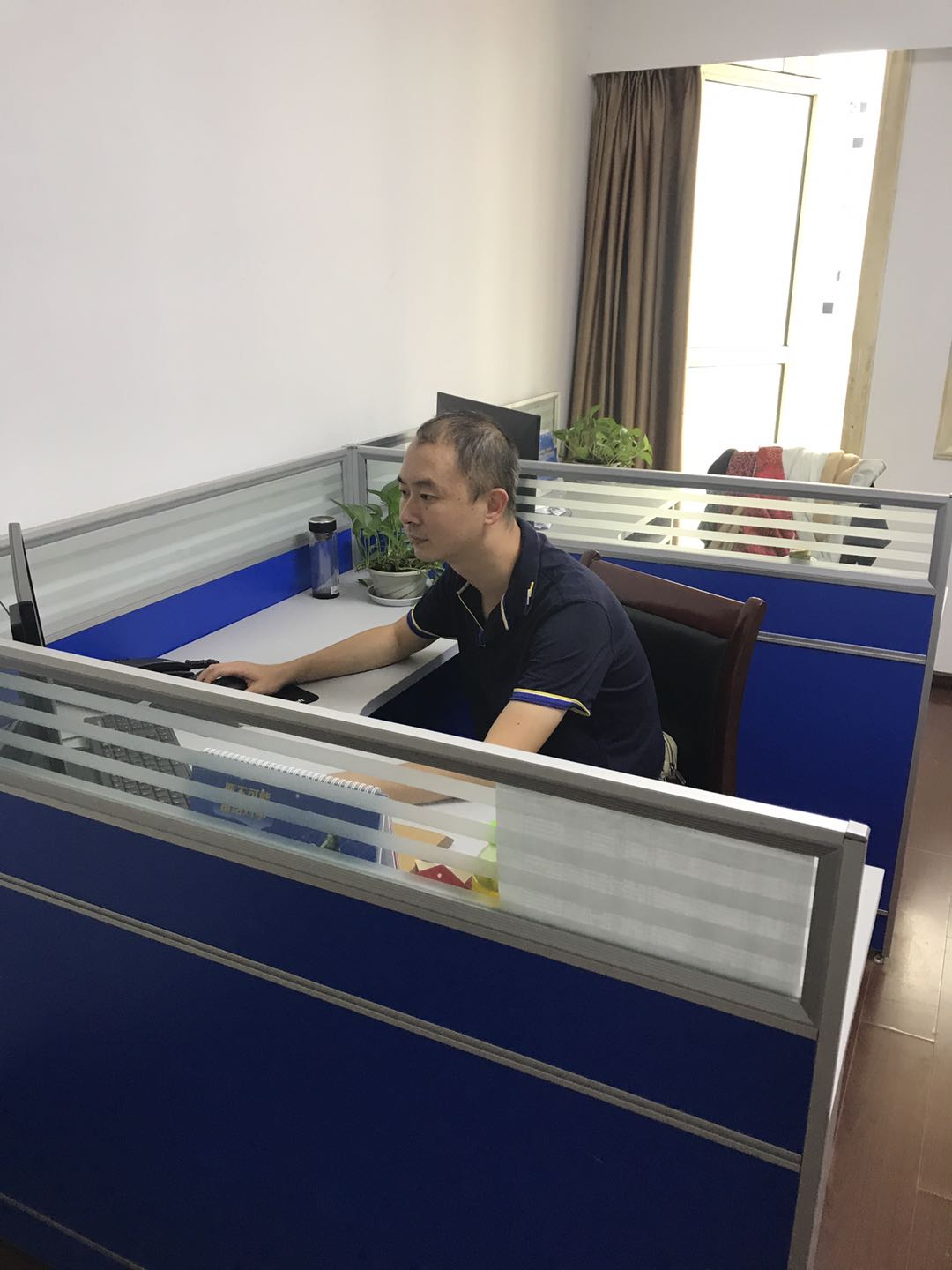 英雄卸甲返乡，战士本色仍在！来中建国信续写军人风采！(图3)