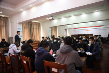 中建国信集团召开接收预备党员大会