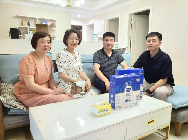 点点清凉意 丝丝暖人心| 中建国信武汉办2022年管理干部及骨干员工家访活动