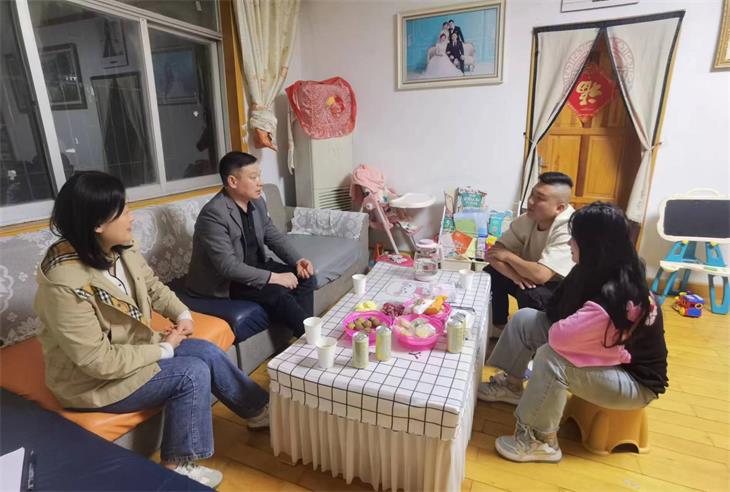 郭丽.jpg
