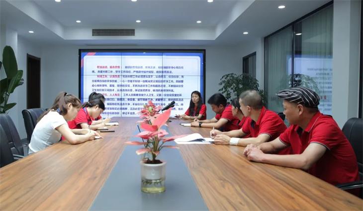 中建国信开展后勤厨房管理培训会