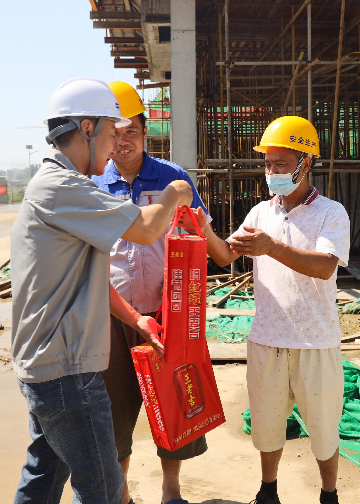 严把质量关，筑牢安全防线——中建国信集团开展建筑工地专项安全检查(图6)