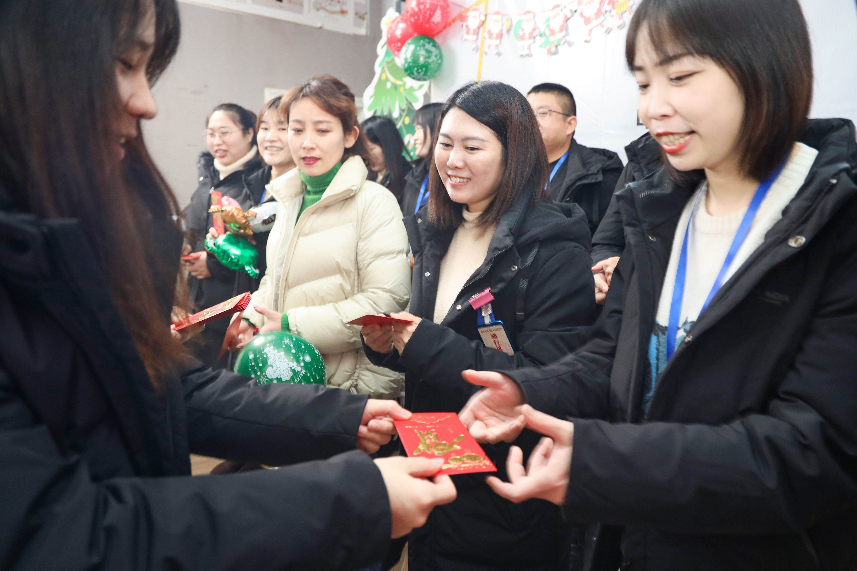中建国信12月员工生日会——“诞”愿有你，一路相伴(图5)